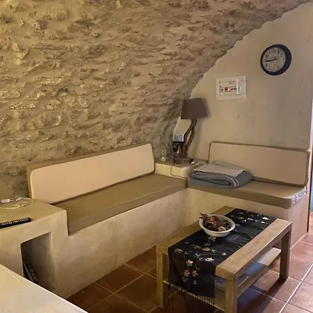 Cave House Lagada Mani Apartment *